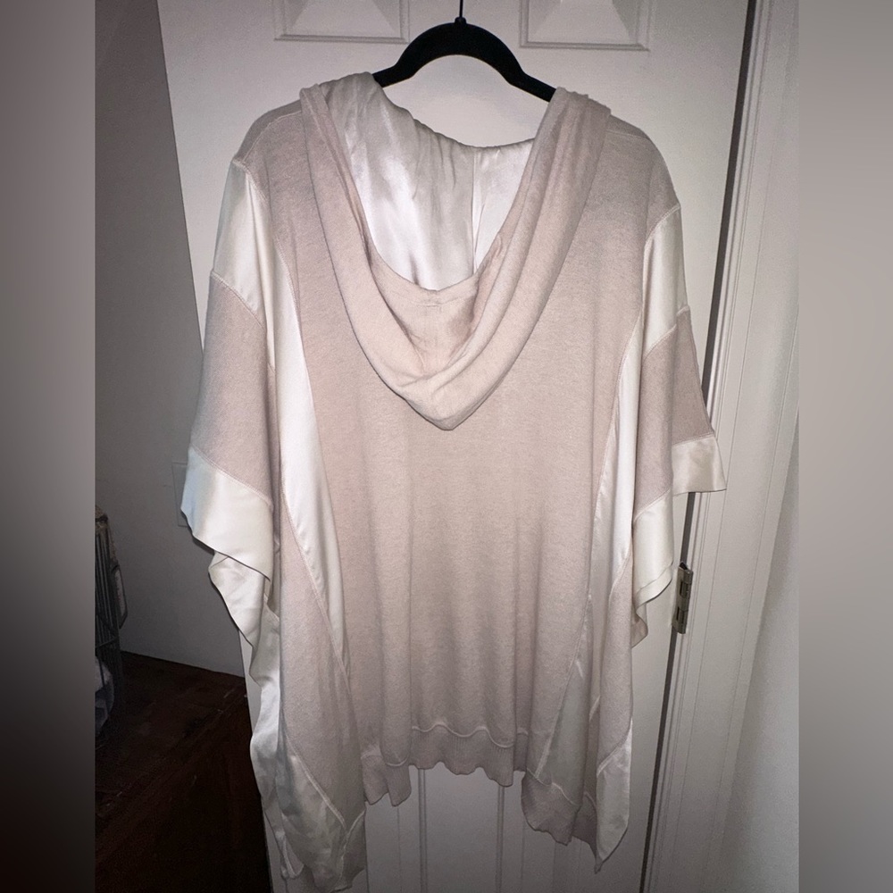 Haute Hippie Nude Hooded Silk Cotton & Cashmere Poncho One Size Tan and Cream
